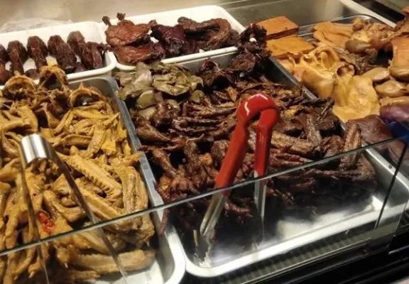 常熟查处违规餐饮品牌，守护食品安全，重塑行业秩序