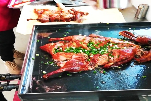 榆林铁板鸭加盟费多少（详细介绍加盟榆林铁板鸭的成本）