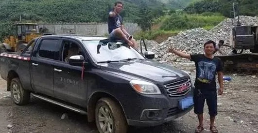 有台皮卡做什么好赚钱 有一辆皮卡能做什么兼职
