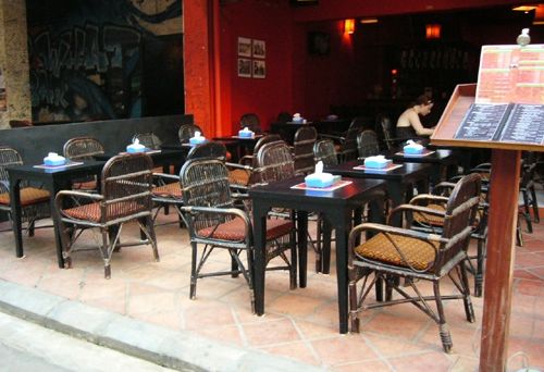 加盟餐饮店选址怎么选择 加盟一个餐饮店需要注意哪些地方
