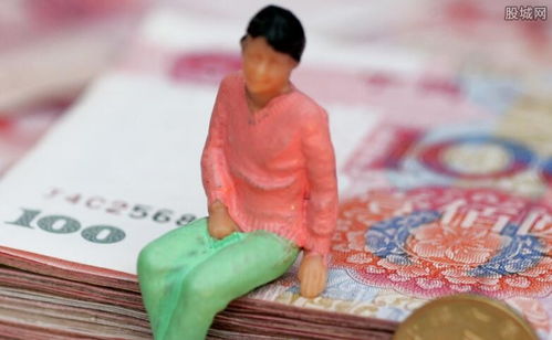 这社会做什么容易赚钱 如今社会干啥挣钱