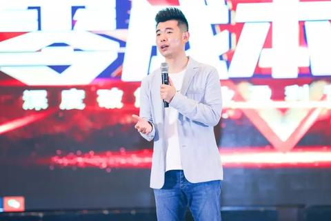 小盟主可以做什么职业赚钱