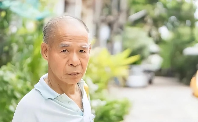 72岁大爷的生意之道，与时俱进，与岁月共赢