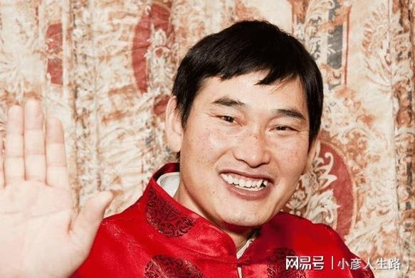 大衣哥的转型之路，多元发展，财富与社会责任并重