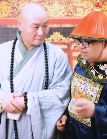 请问在横店做什么工作赚钱