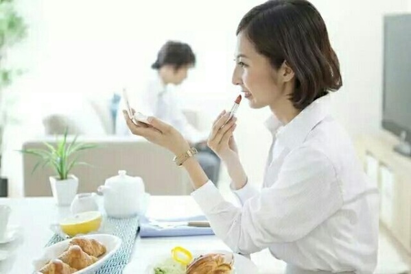 国内知名母婴品牌的故事，从起步到辉煌