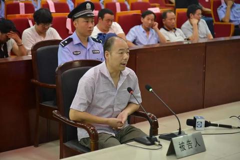 酒柜木板板材品牌大盘点，品质与风格的完美融合