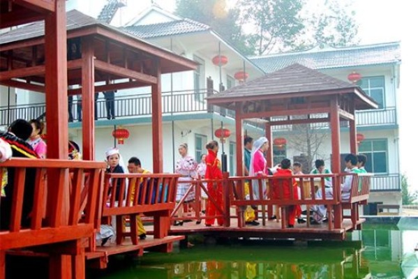 农村赚钱新途径，打造独特农家乐，开启休闲旅游新篇章
