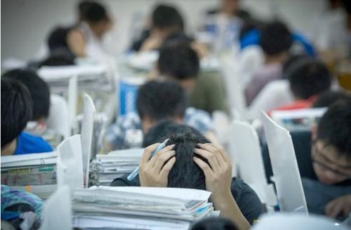 羊小咩便荔卡额度提现与记录删除详解