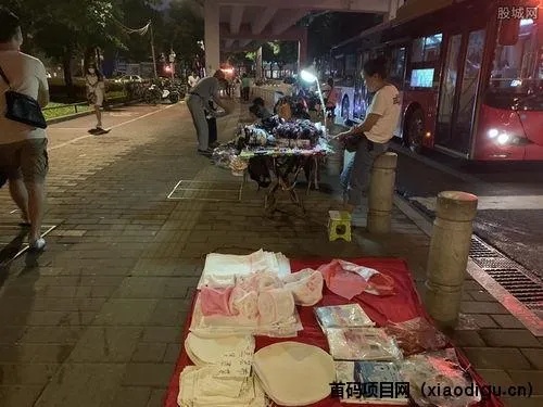 义乌摆摊秘籍，寻找快速赚钱的机会与策略