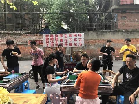 在新疆做什么行业快速赚钱 在新疆适合做什么