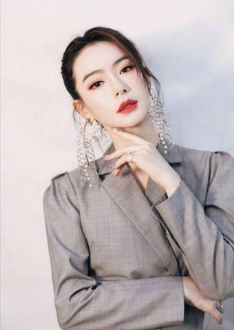 外滩做什么最赚钱的行业，深度分析与展望