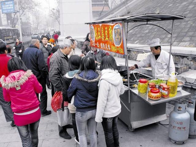 爆款小吃创业指南，最赚钱的小吃制作教程与图解