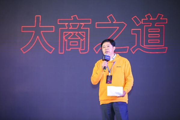 医药品牌画册设计攻略，打造专业与亲和力并存的视觉盛宴