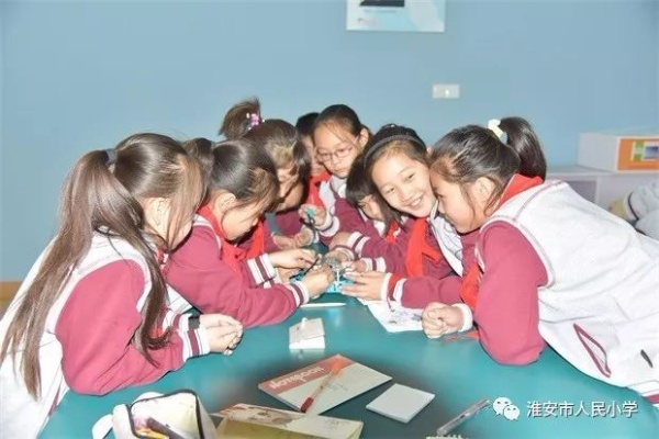 学校做什么赚钱投资小项目，一种理论与实践的探讨