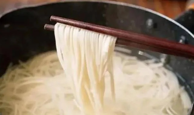 煮面条生意的创新之道，如何发掘赚钱新机遇