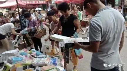 大学里摆摊做什么生意赚钱，创业之路的多元探索与盈利策略