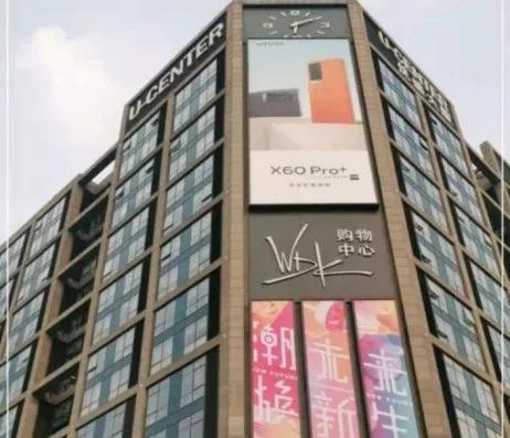 以商场食堂赚钱的几大热门攻略与创新运营模式探究为题目开展如下文章内容。随着经济的飞速发展，人们的消费水平也在逐渐提高，特别是在繁忙的都市生活中，商场作为一站式服务的新兴模式正在遍地开花。其中商场食堂因其便利性更是备受消费者欢迎。因此，商场食堂的经营策略与创新运营模式显得尤为重要，如何借助商场食堂实现盈利增长成为众多商家的关注焦点。本文将深入探讨商场食堂的赚钱途径与策略，以助您在激烈的市场竞争中脱颖而出。