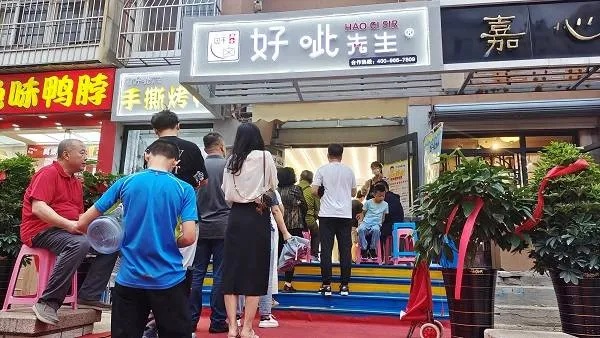 县城小门店的赚钱生意经，把握机遇，创造财富