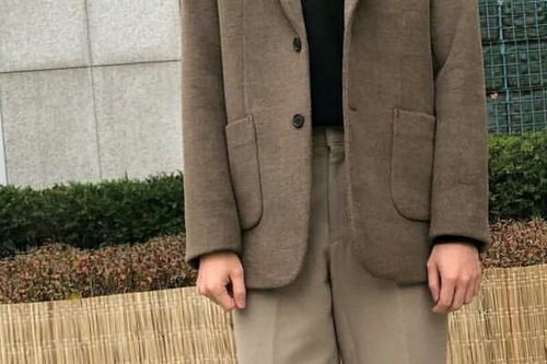 瘦人男的职业选择，探索赚钱之路