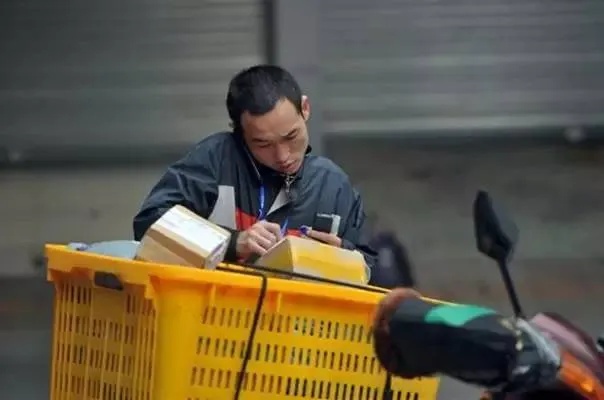 快递小哥改行之路，探寻赚钱新机遇