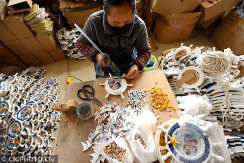 当下进工厂的挣钱方向选择与解析