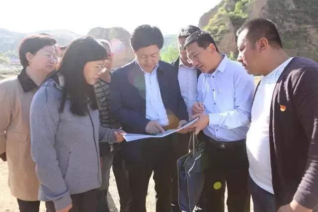 小阳做生意致富有道，捕捉成功秘诀，实现财富增值