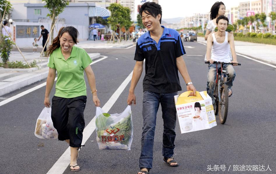 情侣做什么号容易赚钱多 情侣做什么号容易赚钱多呢