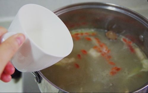 小罐元气焖饭加盟指南，如何轻松开店？